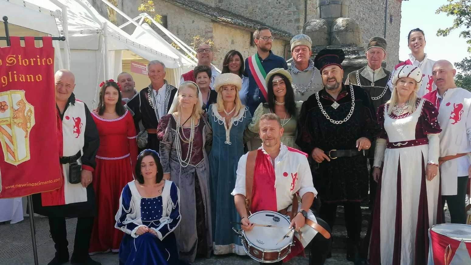 Il Corteo Storico Rinascimento a Pitigliano e Lucignano: Festival dei Borghi più Belli d'Italia
Il Corteo Storico Rinascimento a Pitigliano e Lucignano: Festival dei Borghi più Belli d'Italia