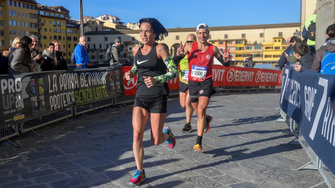 Mezza Maratona a Firenze orari, divieti e bus deviati. Ecco tutte le