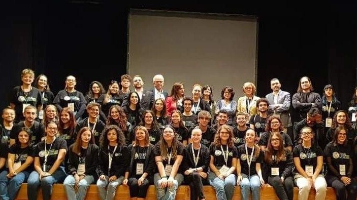 “La maschera, il volto e la costruzione dell’altro“. Eventi, incontri e mostre al Festival della Sociologia “La maschera, il volto e la costruzione dell’altro“. Eventi, incontri e mostre al Festival della Sociologia