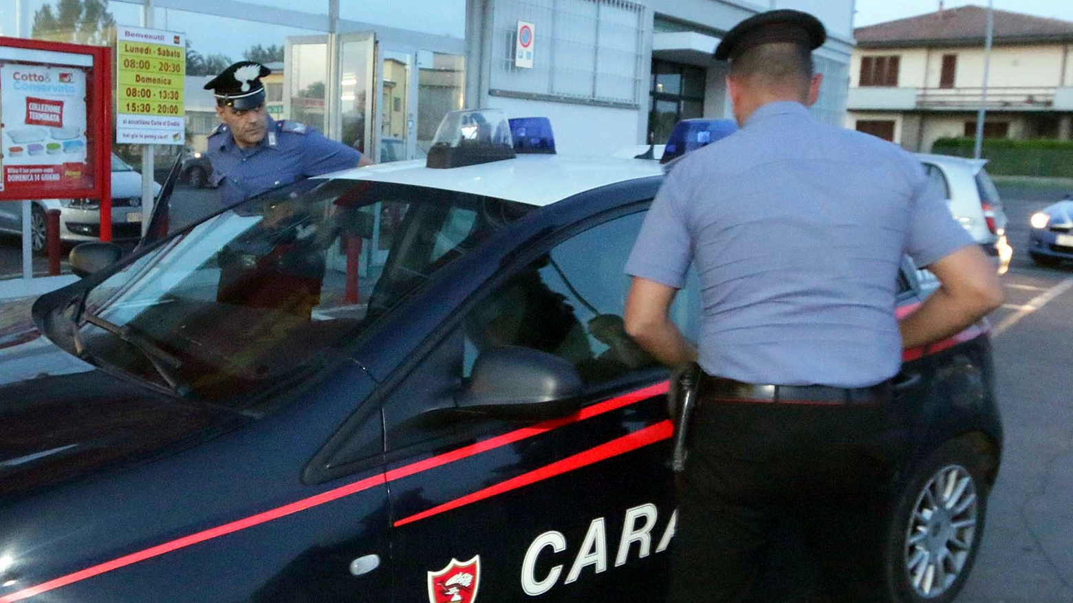 Il fuoristrada è stato recuperato dai carabinieri del Radiomobile di Empoli
