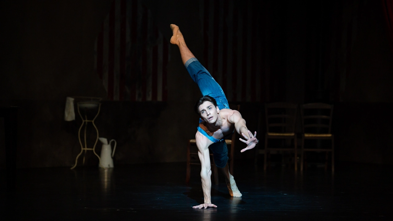 Premio Volterra Danza a Matteo Miccini, solista del Balletto di Stoccarda