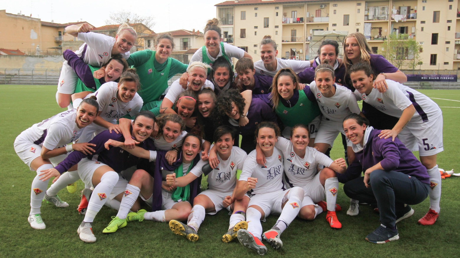 L'esultanza delle ragazze della Fiorentina Women's (Foto Germogli)