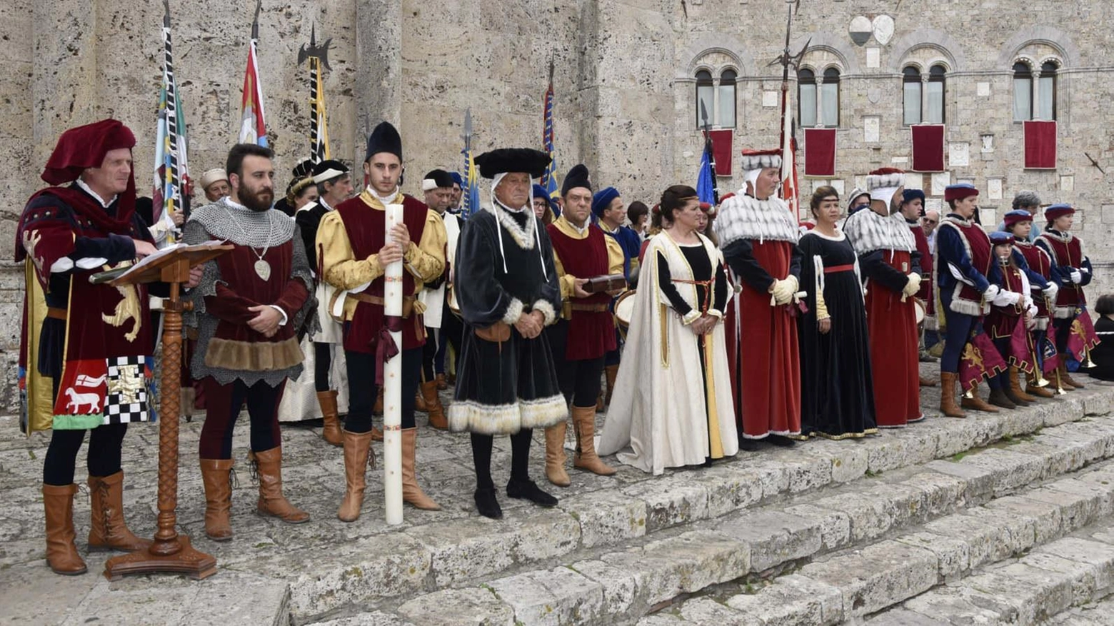 Torna San Cerbone. Al via la festa autunnale Torna San Cerbone. Al via la festa autunnale