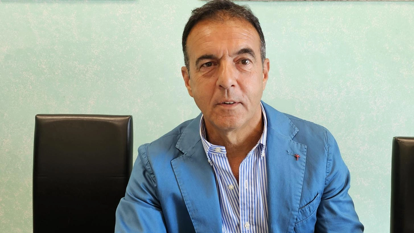 Il programma degli interventi. Scuole, al via nuovi lavori. Sarà rifatta la rete fognaria Il programma degli interventi. Scuole, al via nuovi lavori. Sarà rifatta la rete fognaria
