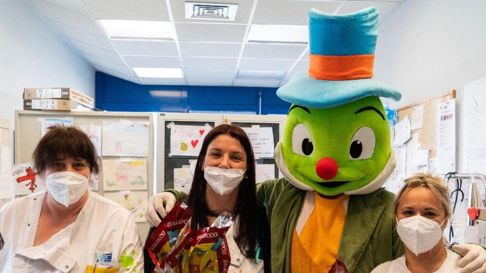 Le uova di Pasqua destinate ai bambini ricoverati in pediatria Le uova di Pasqua destinate ai bambini ricoverati in pediatria