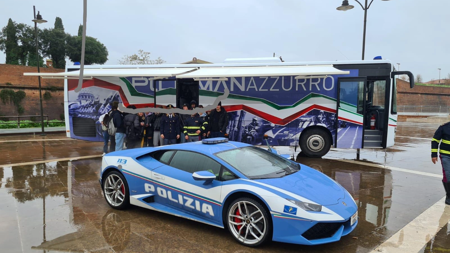 "E…state con Noi", con la Polizia campagna di educazione stradale "E…state con Noi", con la Polizia campagna di educazione stradale