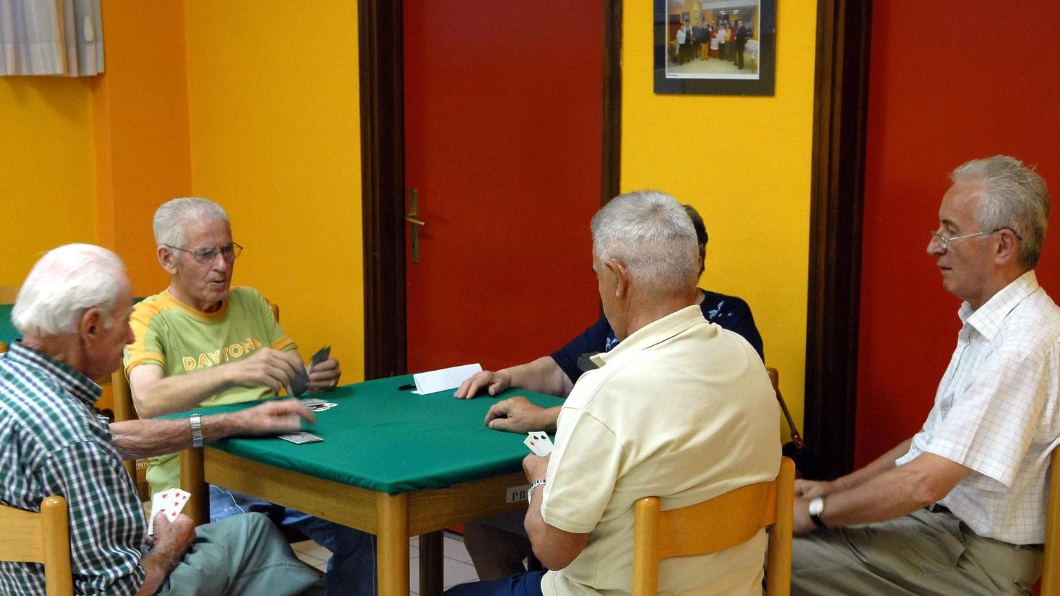 In città un esercito di centenari. Si è passati da 71 a 276 in vent’anni. Un’impennata del 280 per cento In città un esercito di centenari. Si è passati da 71 a 276 in vent’anni. Un’impennata del 280 per cento