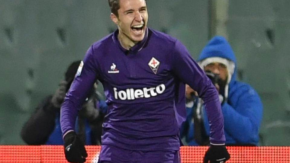 Federico Chiesa esulta durante Fiorentina-Juventus (Afp)