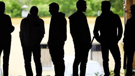 Baby gang: rapinatori a 13 anni. Hanno anche ferito un professore