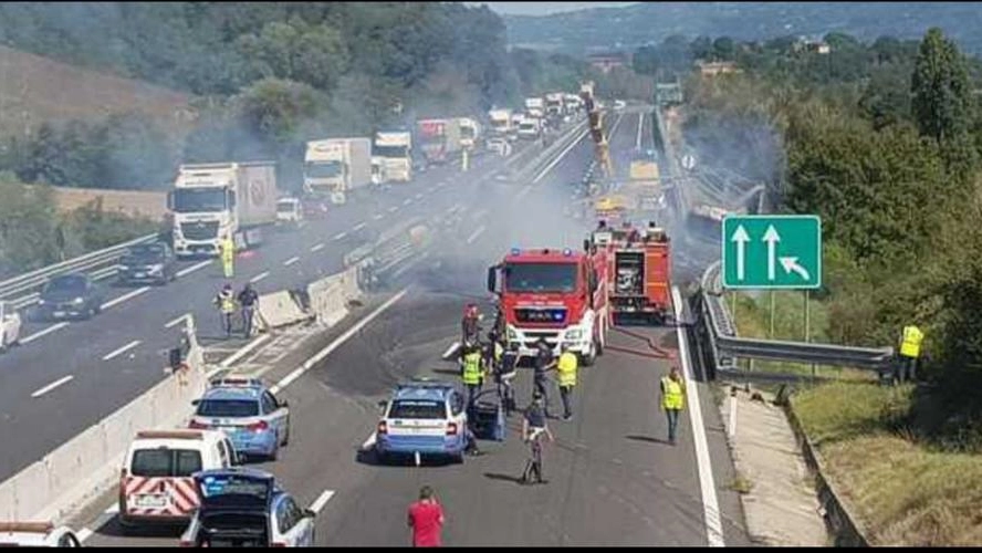 Incidente in autostrada (immagine di repertorio) 