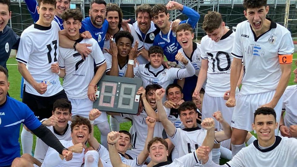 La Primavera vince e convince a Recanati Fiaschi segna il gol per l’accesso ai playoff La Primavera vince e convince a Recanati Fiaschi segna il gol per l’accesso ai playoff