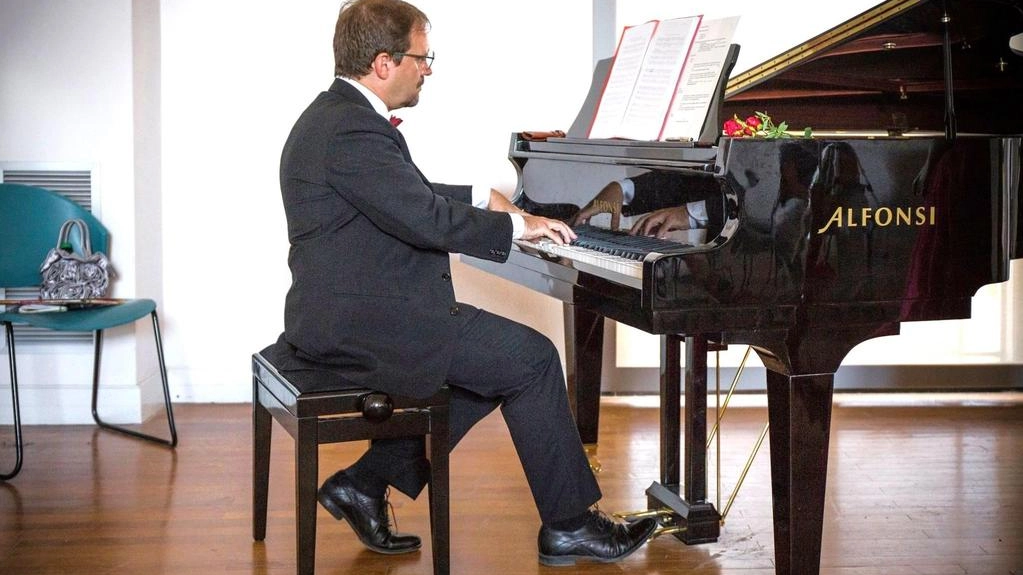 Lo spezzino esce in tutto il mondo con Frammenti e Contrasti per organo. Un altro successo per l’insegnante di Tecnologie musicali del ’Cardarelli’. .