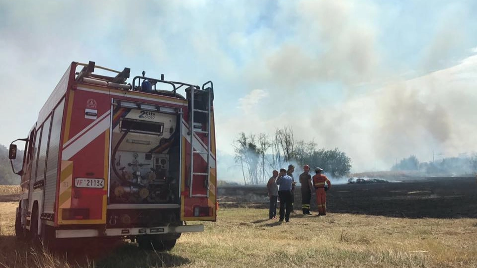 Incendio in località Carrai (foto Comune di Altopascio)