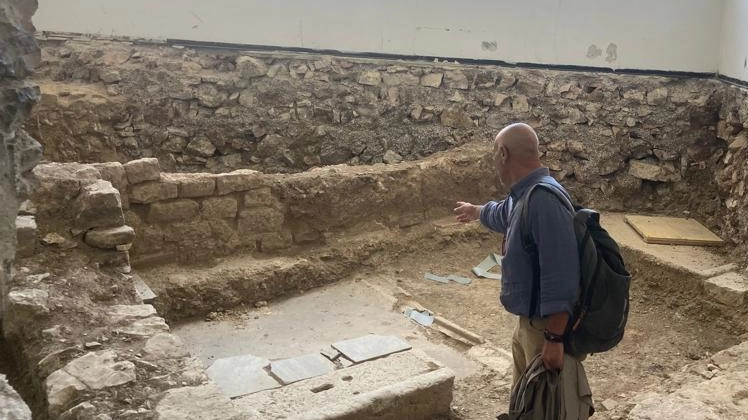 Edificio scolastico: viaggio nel cantiere. Sopra le aule, sotto la Gubbio romana