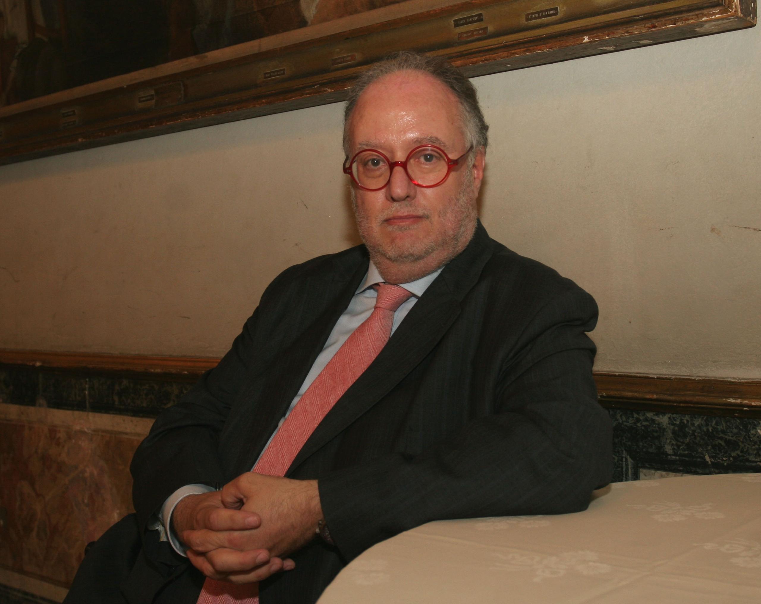 Anche il guru della gastronomia alla mostra del Tartufo Bianco