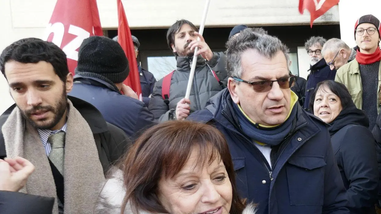 A Prato per un decreto ingiuntivo  "L’ufficio non c’è, una vergogna"