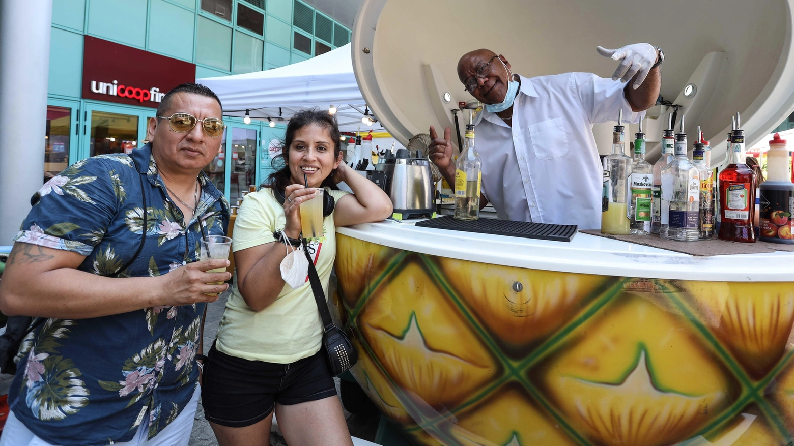 Uff, che divertimento Street food e curiosità al Centro San Donato Uff, che divertimento Street food e curiosità al Centro San Donato