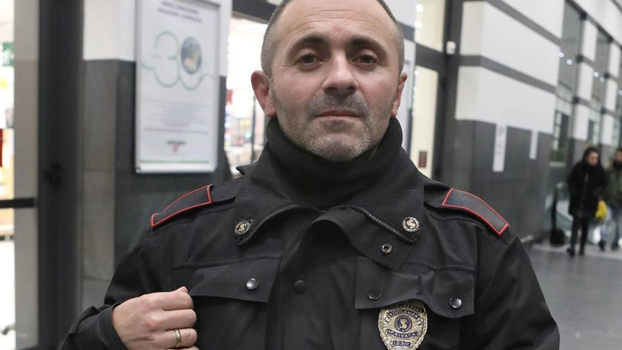 La guardia giurata Giampiero Pala, 45 anni, residente a Pistoia e originario di La Spezia
