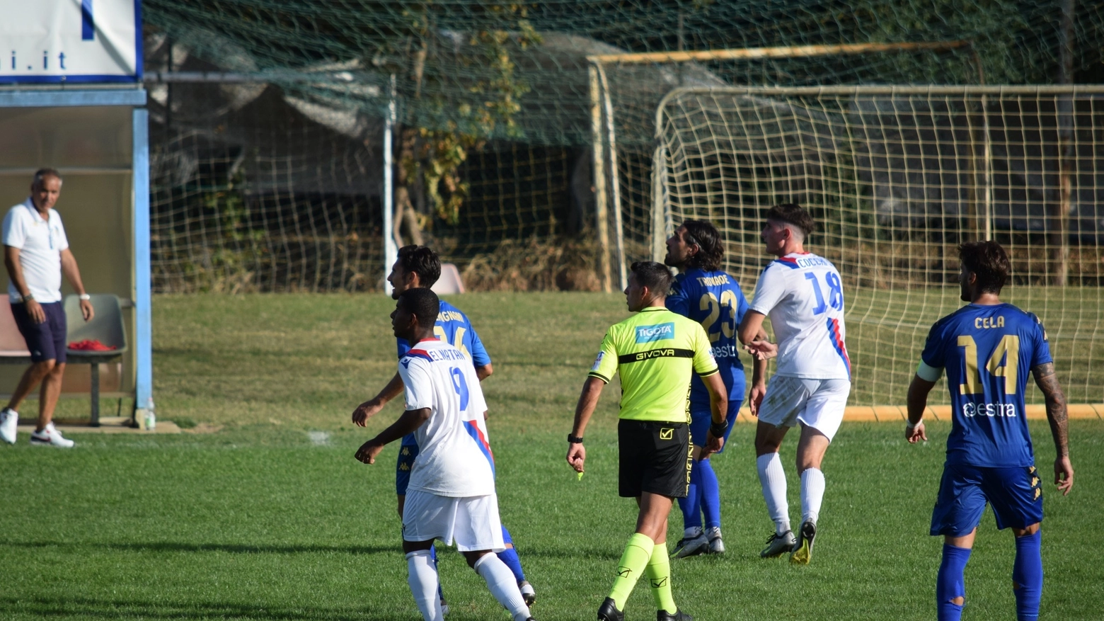 Un momento del match fra Prato e Progresso Un momento del match fra Prato e Progresso