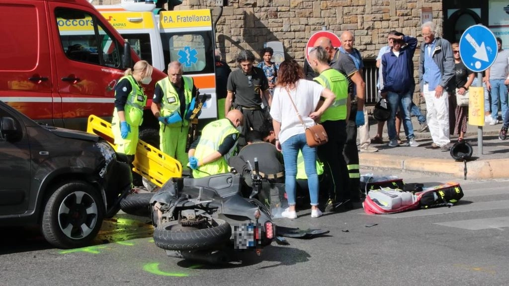 La scena dell'incidente (New Press Photo) La scena dell'incidente (New Press Photo)