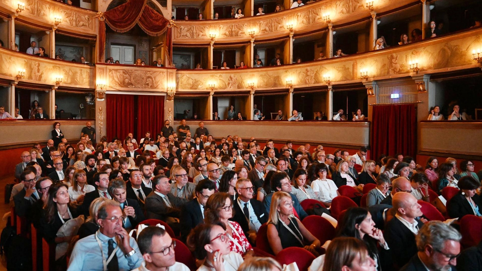 Giuslavoristi a convegno. In 700 al Giglio da tutta Italia