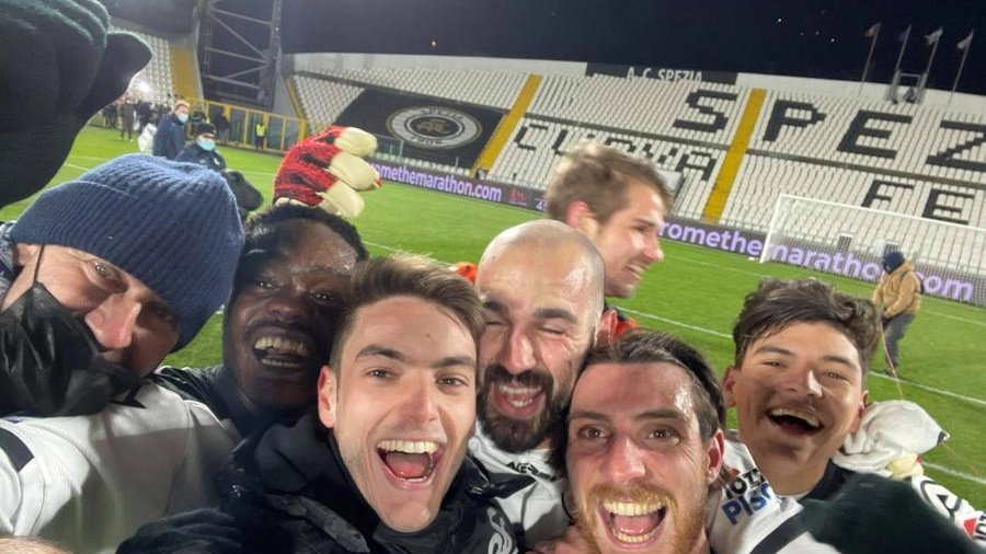 Il selfie dopo la vittoria con il Milan