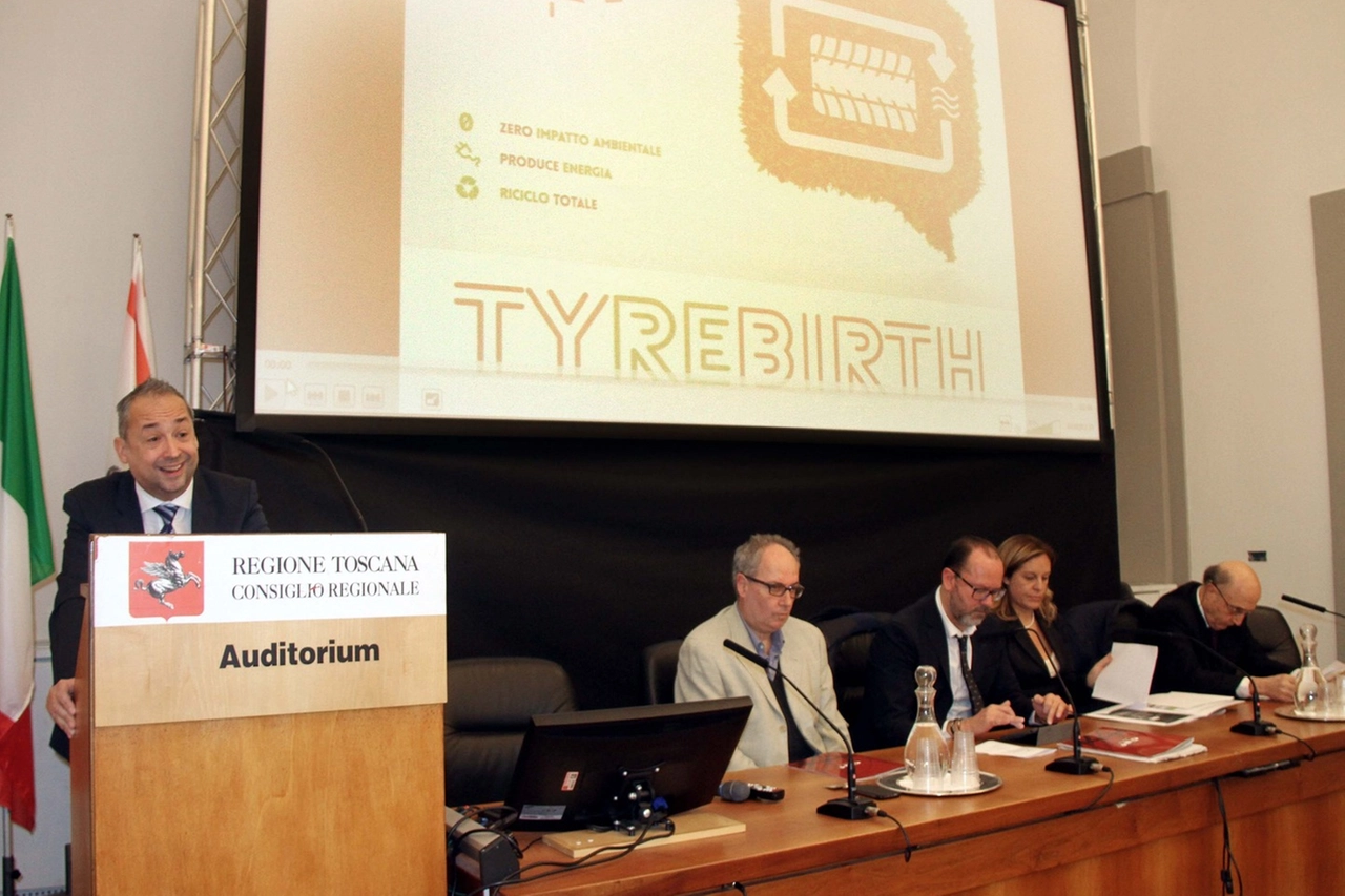 Un momento della presentazione (New Press Photo)