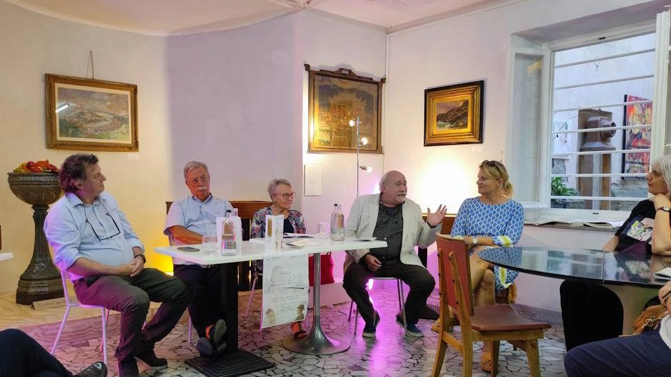 Pittori del lago, autografi, spartiti e libretti. Una mostra diffusa con i tesori di Puccini Pittori del lago, autografi, spartiti e libretti. Una mostra diffusa con i tesori di Puccini