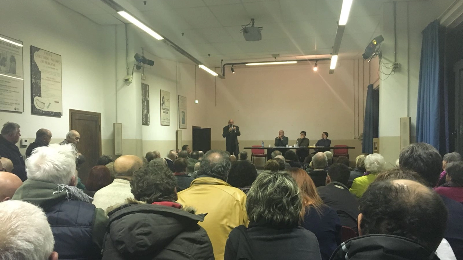 L'assemblea pubblica del Comitato per il No alla fusione tra Pergine e Laterina