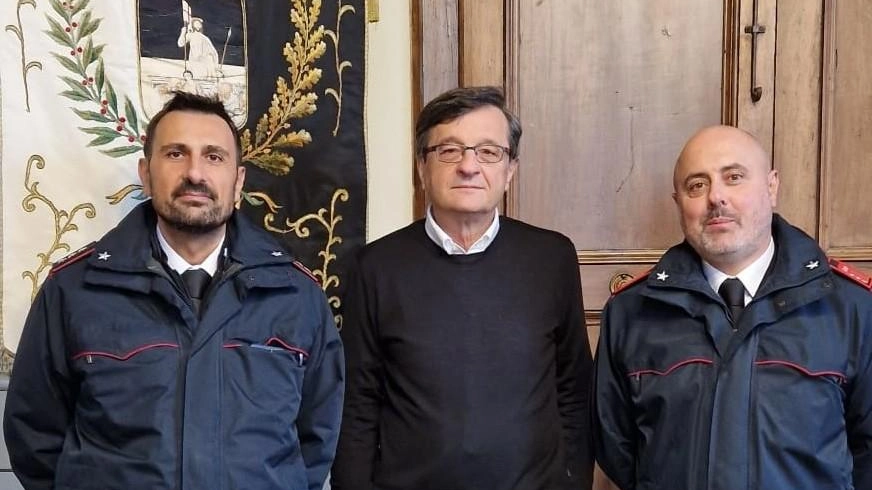 Il nuovo comandante della stazione dell’Arma incontra Innocenti Il nuovo comandante della stazione dell’Arma incontra Innocenti