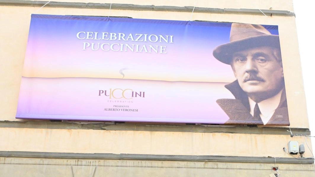 Manifesto Pucciniano. Nuove polemiche tra teatro e Veronesi sul cartellone del Giglio Manifesto Pucciniano. Nuove polemiche tra teatro e Veronesi sul cartellone del Giglio