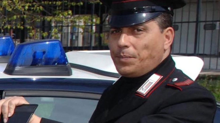 I carabinieri hanno raccolto la testimonianza del ragazzo  e della sorella e hanno denunciato il cittadino di origine egiziana