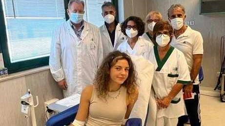 L’atleta argentarina ha fatto il prelievo nel centro trasfusionale di Orbetello; "Io so cosa vuol dire averne bisogno. Invito tutti ad aiutare l’Avis"