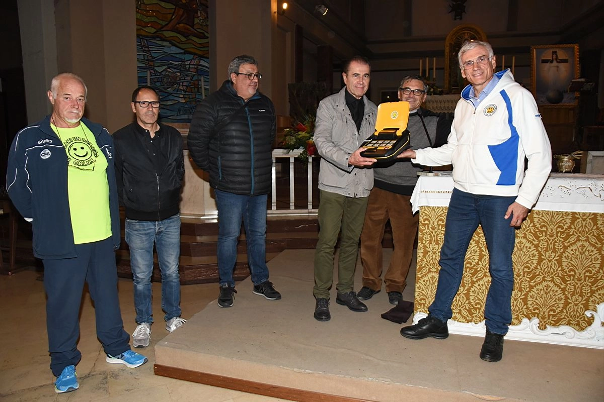 La consegna del defibrillatore