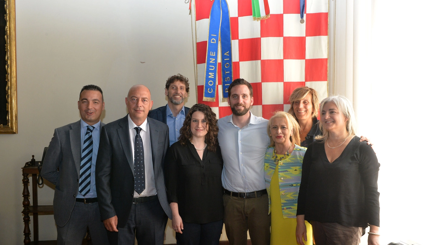 Da Capecchi, Sabella, Magni, Semplici, Tomasi, Celesti, Risaliti e Frosini Da Capecchi, Sabella, Magni, Semplici, Tomasi, Celesti, Risaliti e Frosini
