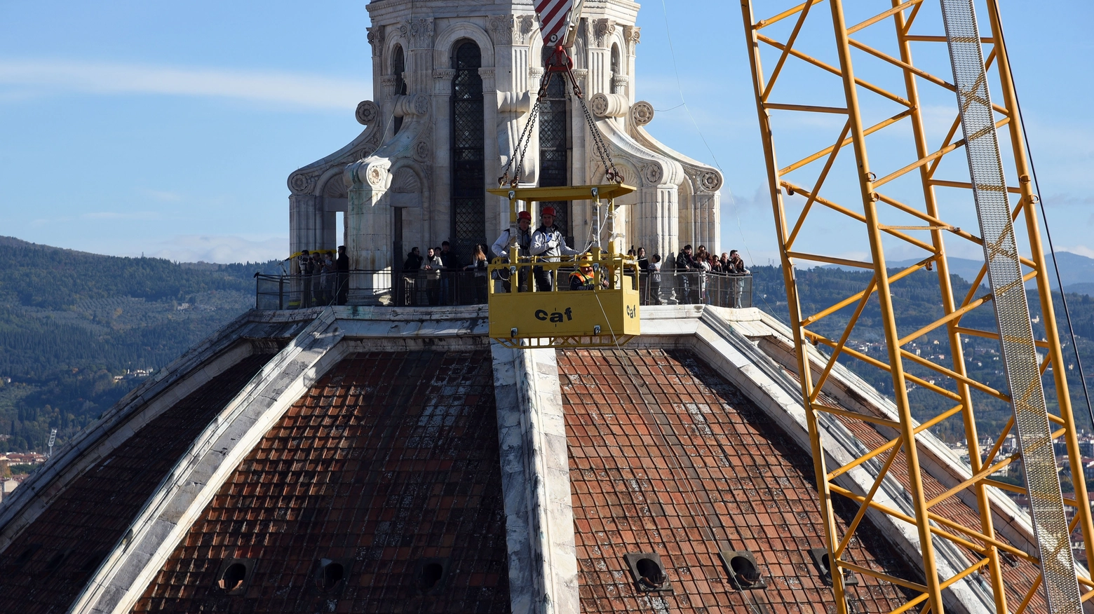 Controlli sulla Cupola del Duomo di Firenze (Foto New Press Photo) Controlli sulla Cupola del Duomo di Firenze (Foto New Press Photo)