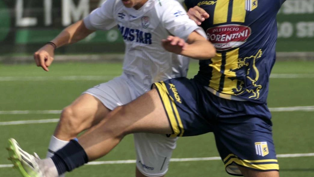 Seravezza mai doma resta prima in classifica Seravezza mai doma resta prima in classifica