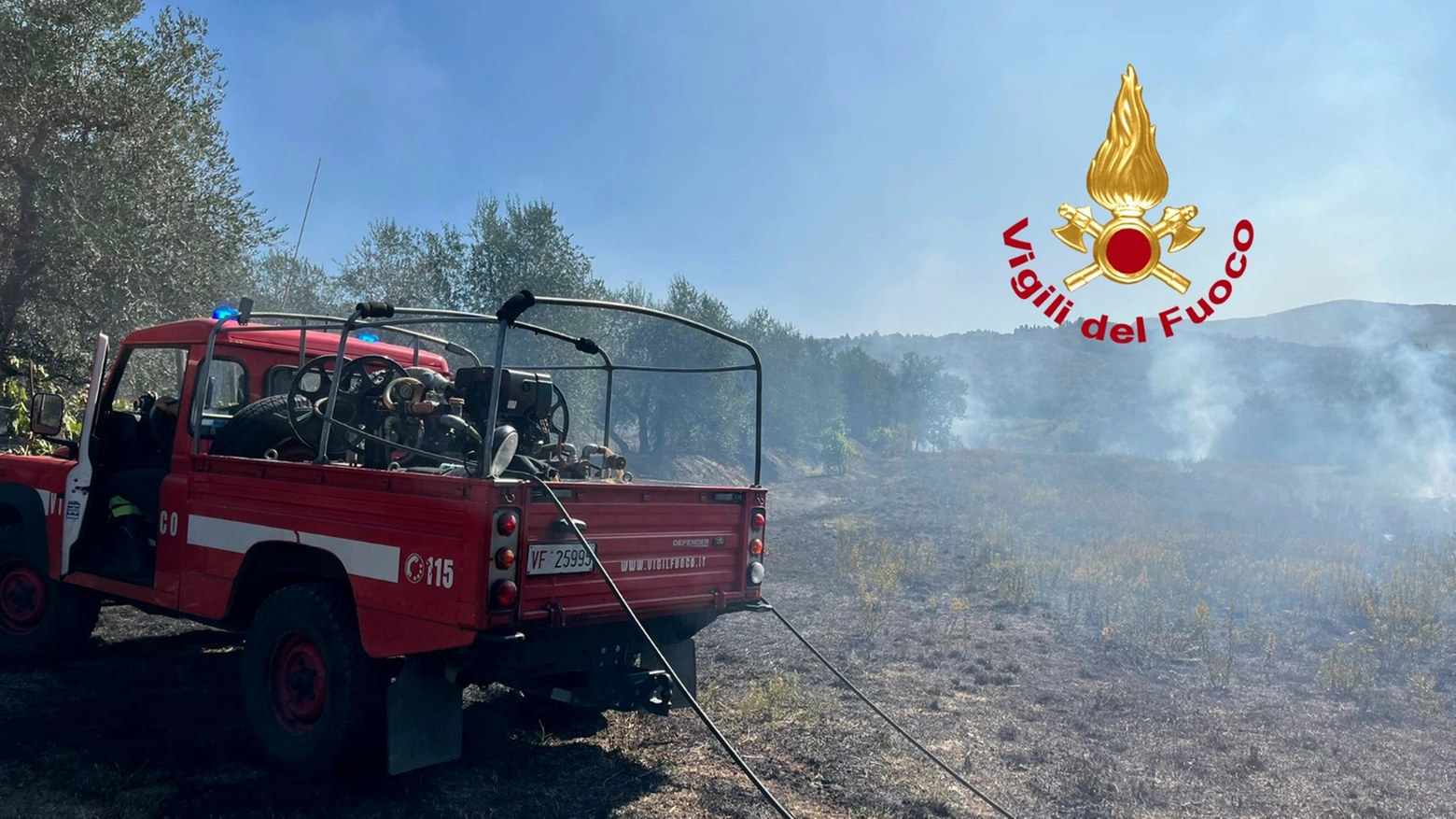 Ripercussioni sulla viabilità a causa di un incendio vicino all'A1 Ripercussioni sulla viabilità a causa di un incendio vicino all'A1