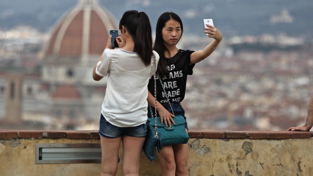 Il cognome Hu sempre più diffuso a Firenze (Pressphoto)
