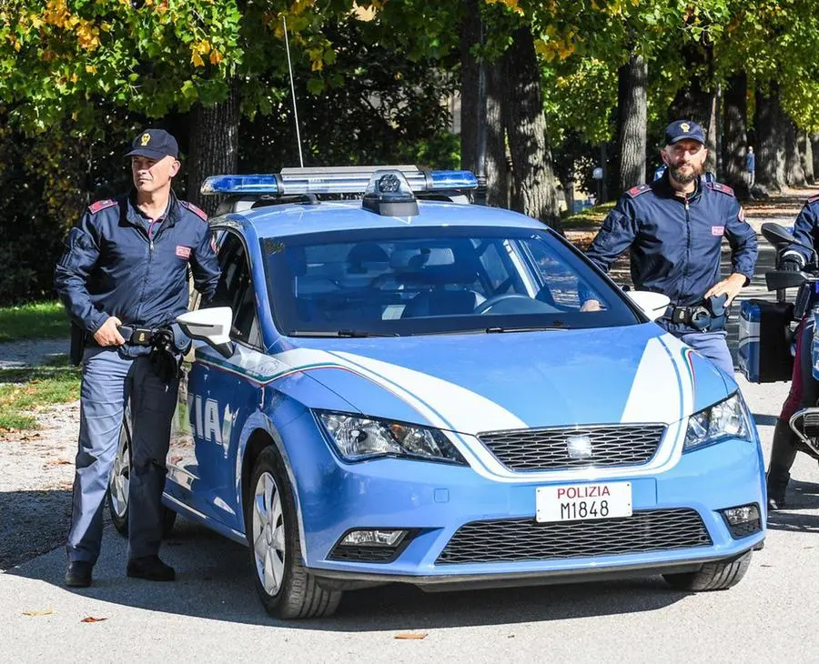 Ruba un monopattino elettrico: smascherato dal proprietario e preso dalla Polizia