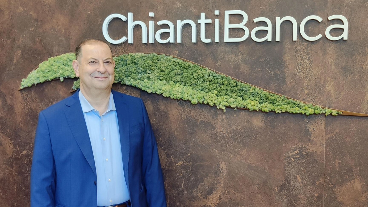 ChiantiBanca cresce Approvato il bilancio Oltre 40 milioni di utile e aiuti per il territorio ChiantiBanca cresce Approvato il bilancio Oltre 40 milioni di utile e aiuti per il territorio