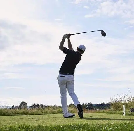 Lotta al Parkinson. Raccolta fondi grazie al golf