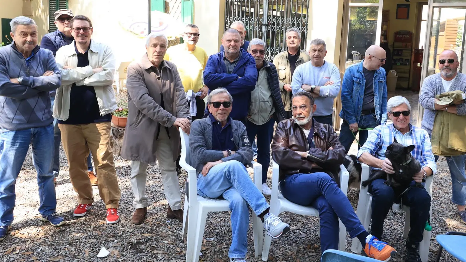 Parrocchia divisa e rione in protesta