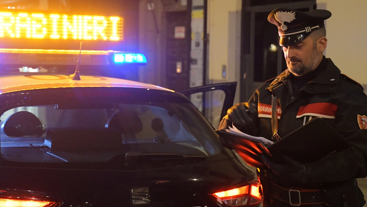 Sul posto sono intervenuti i carabinieri (foto archivio) Sul posto sono intervenuti i carabinieri (foto archivio)