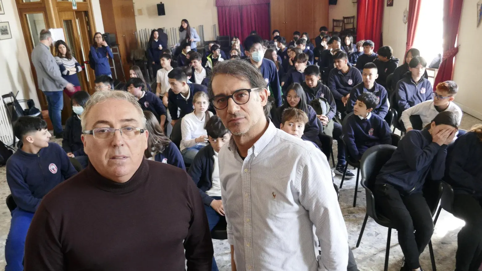 Piccoli aspiranti medici crescono "Ho salvato un amico al fast food" Piccoli aspiranti medici crescono "Ho salvato un amico al fast food"