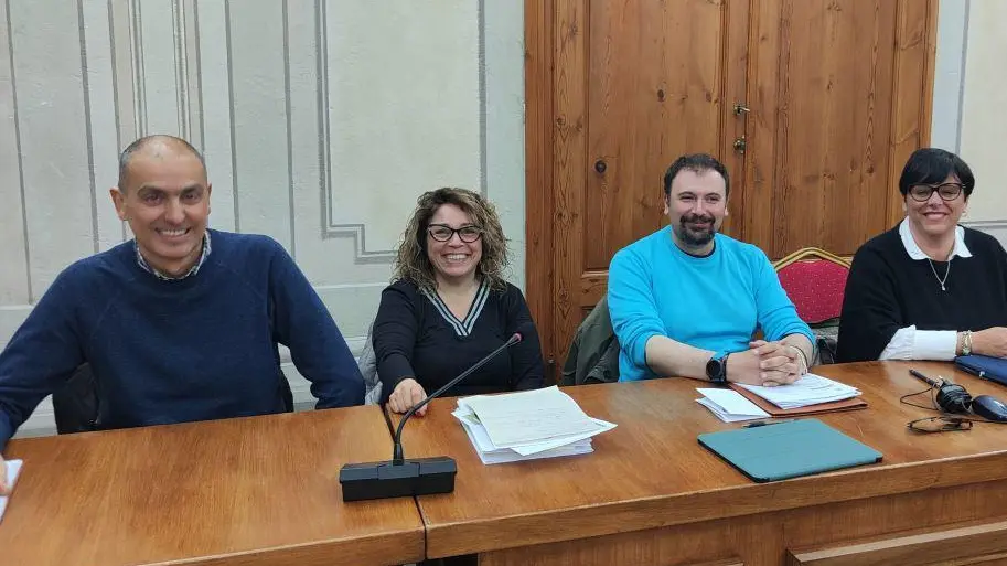 "Abbandono di rifiuti: ora più controlli" "Abbandono di rifiuti: ora più controlli"