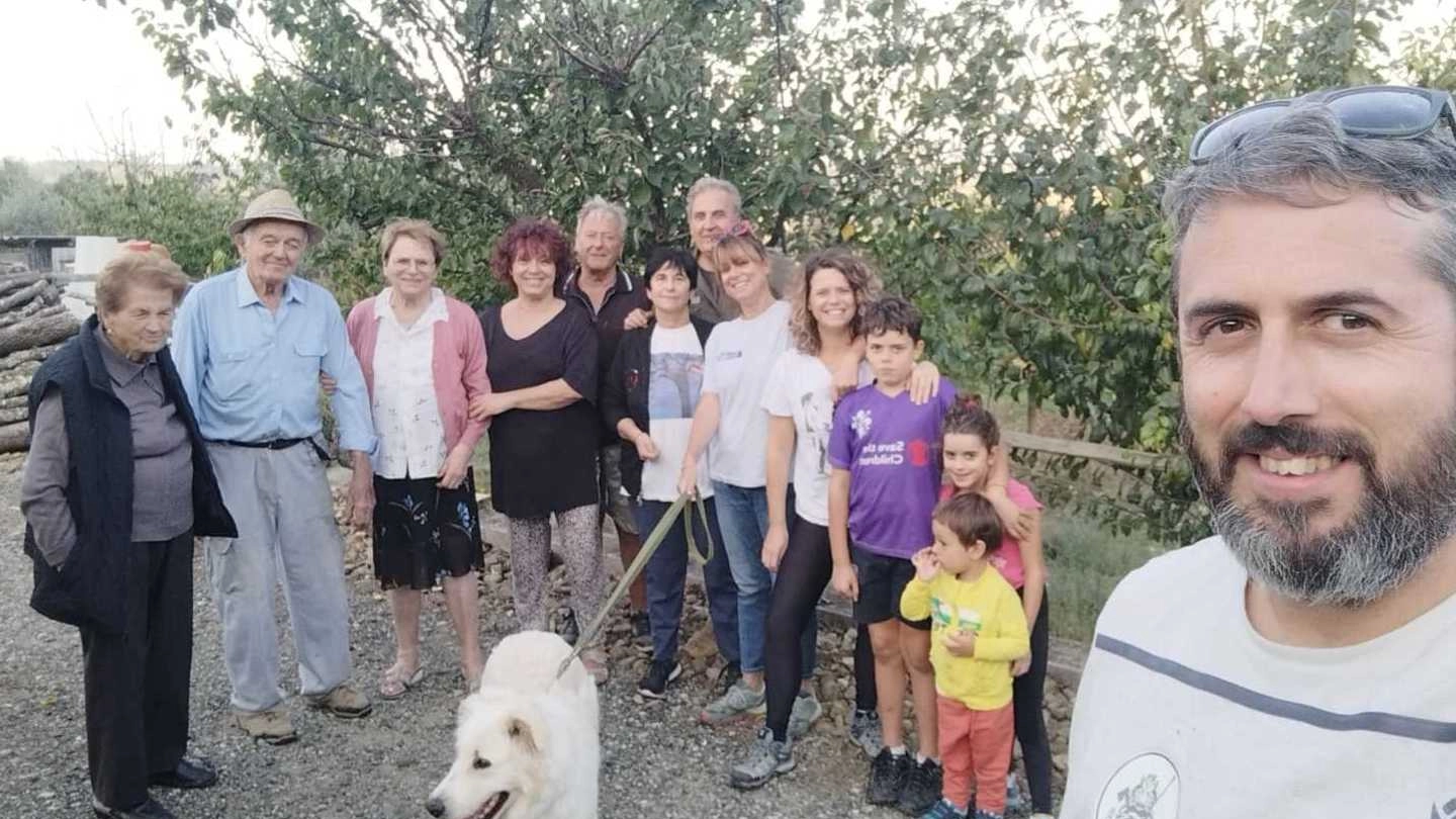 La famiglia al lavoro con bisnonno Renato