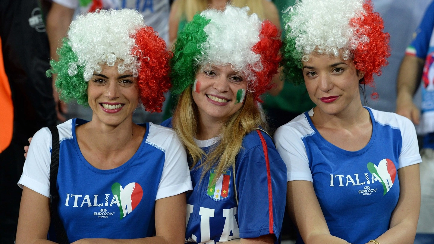 Alcune tifose dell’Italia