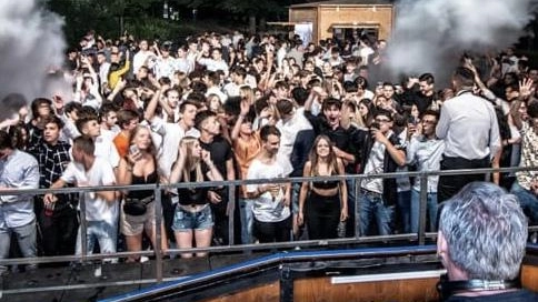 Discoteca, privati fatevi avanti Varata la mozione di Forza Italia “Meno rischi e più lavoro“ Discoteca, privati fatevi avanti Varata la mozione di Forza Italia “Meno rischi e più lavoro“