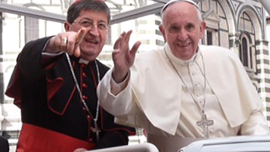 10 novembre 2015: il Papa con il cardinale Betori
